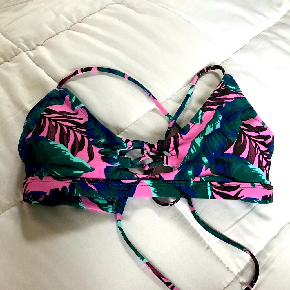 Bathing suit top